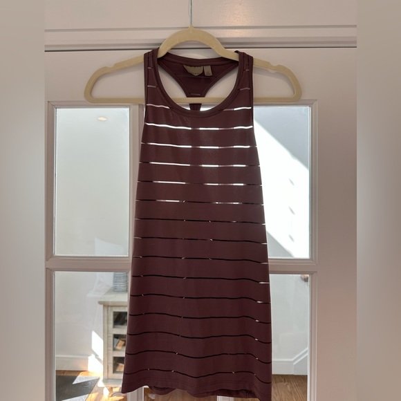 Athleta purple tank with mesh detail in size xs - Picture 1 of 5